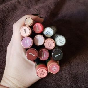 Lipsense LOT-- whole lot-- sealed